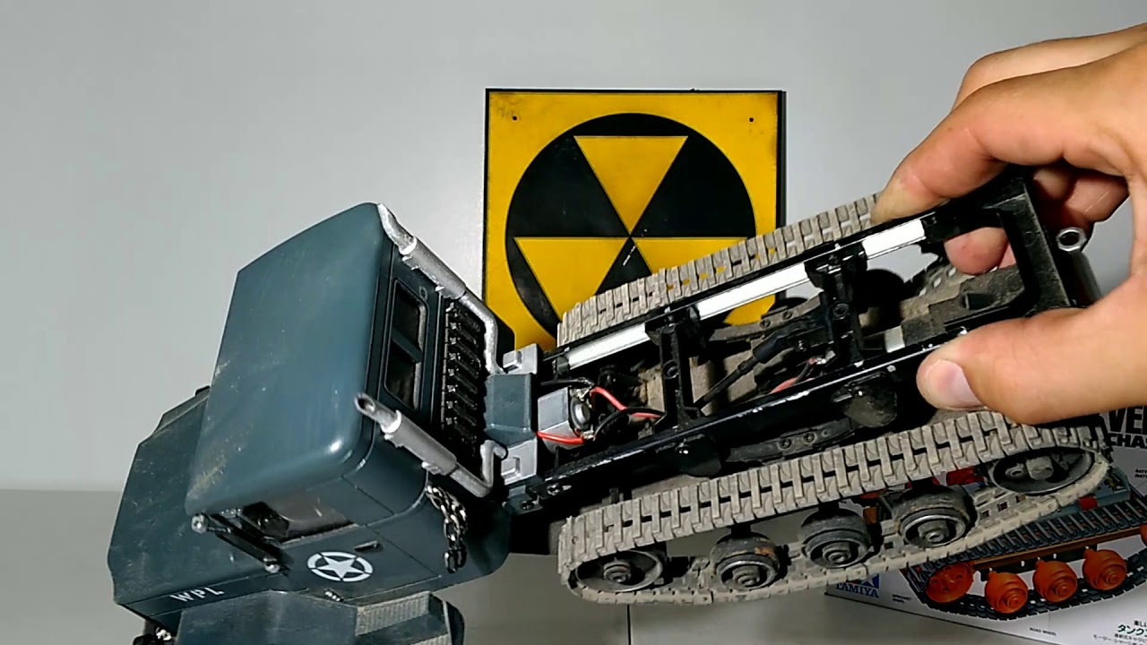 1/16 Wpl b-14 kit + Tamiya tank track kit build (half track mod)
