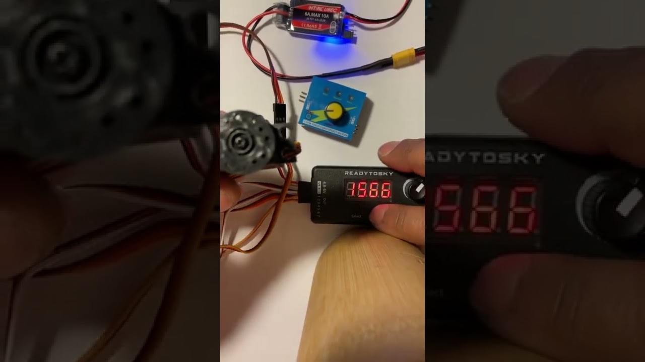 Using a Deluxe Servo Tester
