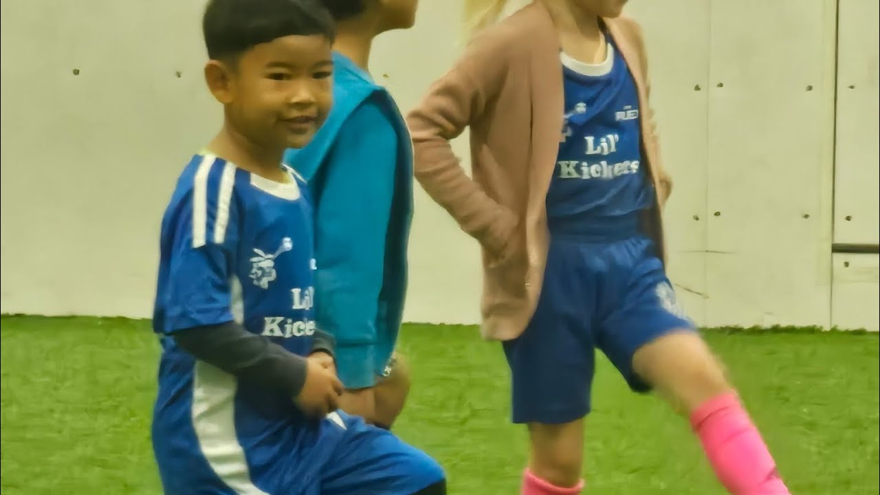 Lil Soccer Kickers 
