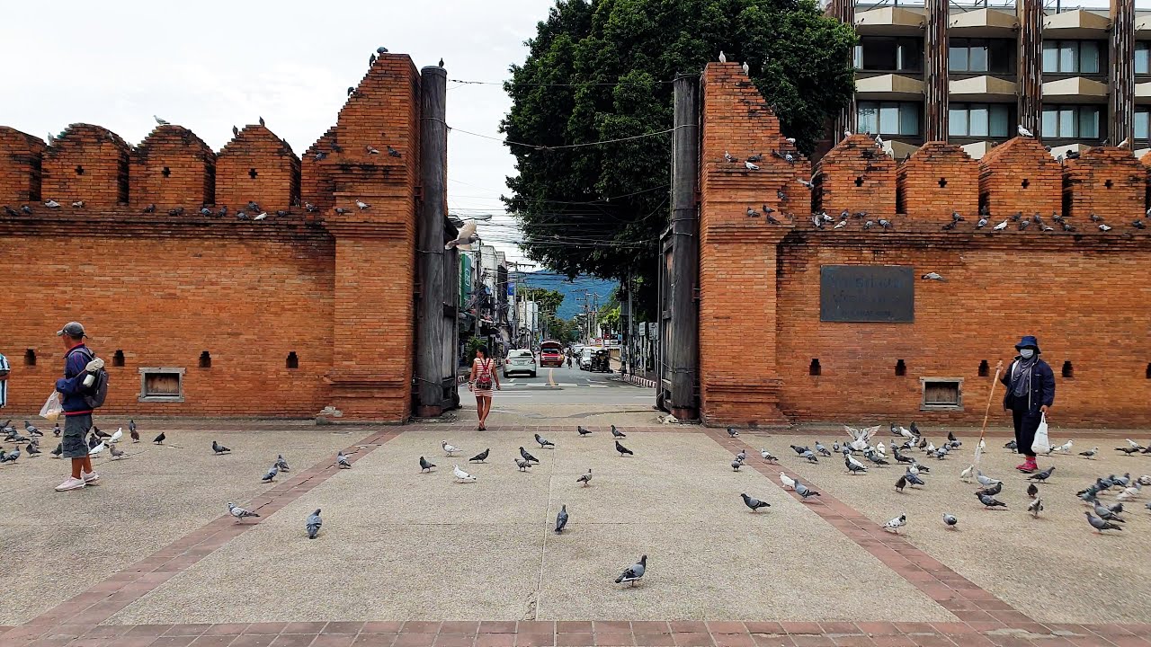 Tha Phae Gate - Chiang Mai - Thailand (2025) (4K)