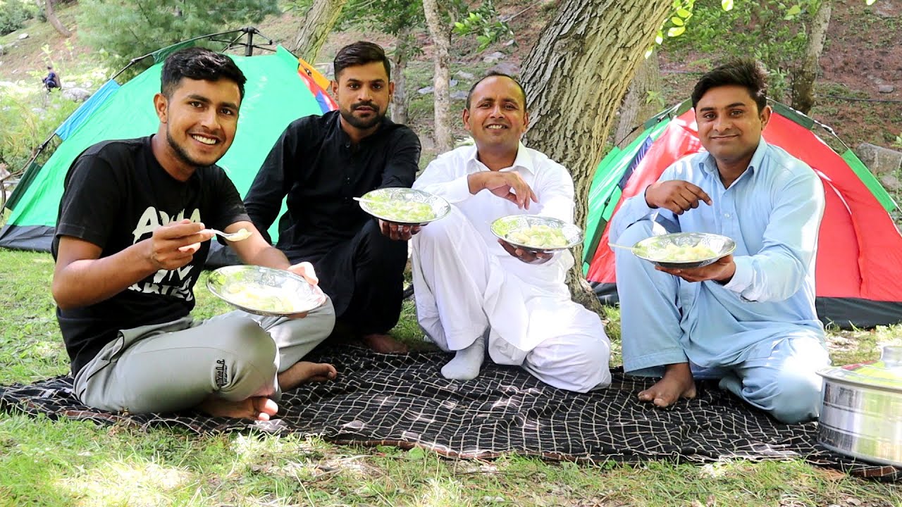Creamy Fruit Chaat Recipe | کریمی فروٹ چاٹ | Mubashir Saddique | Village Food Secrets