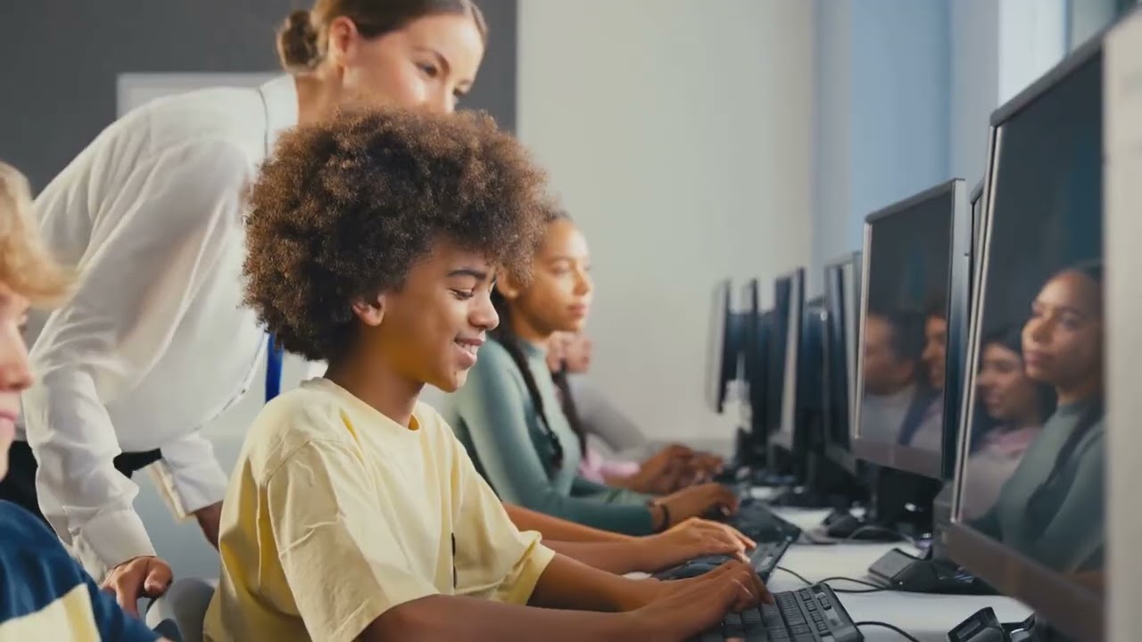 8 Breakthrough Tech Trends You'll Actually Use !