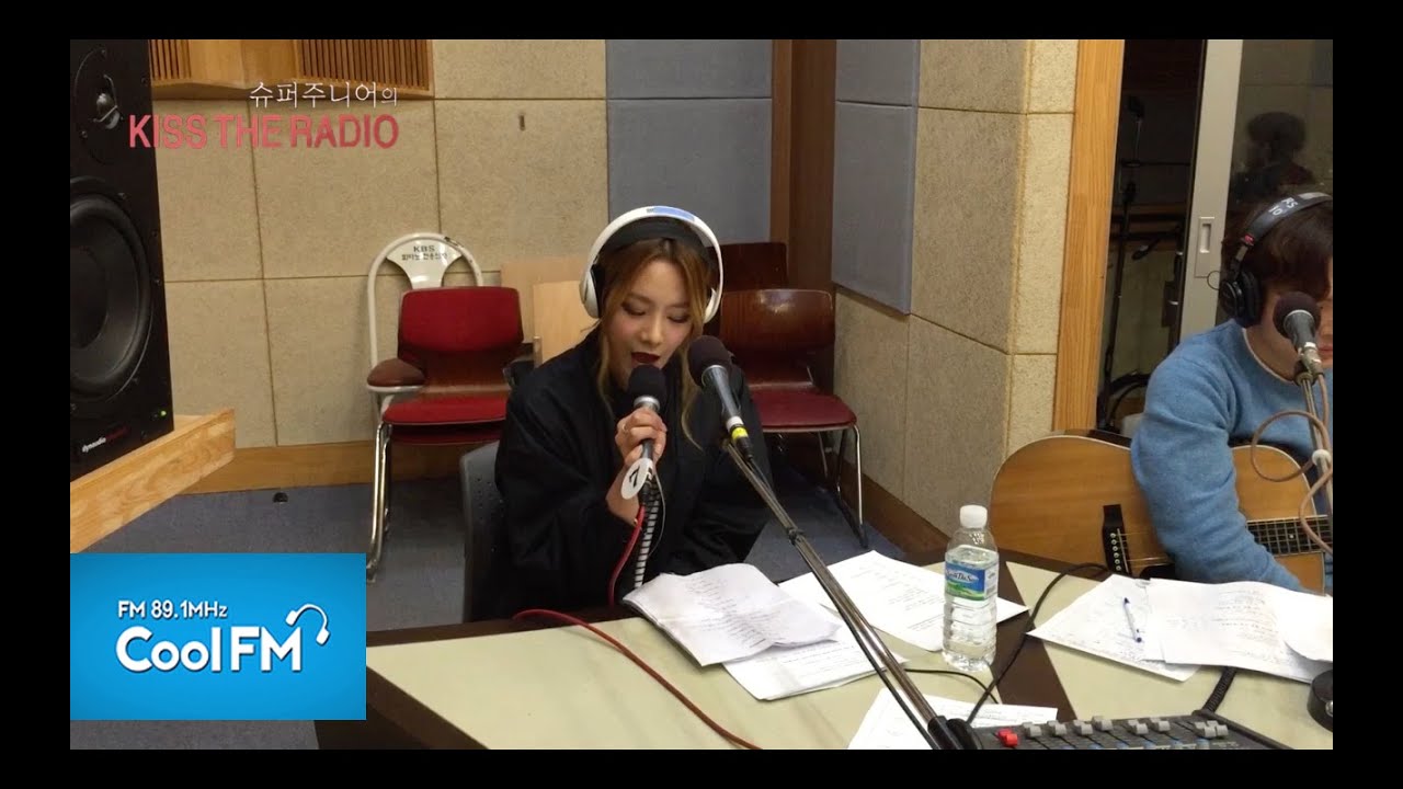 베스티 유지 'Domino' 라이브 LIVE / 150419[슈퍼주니어의 키스 더 라디오]