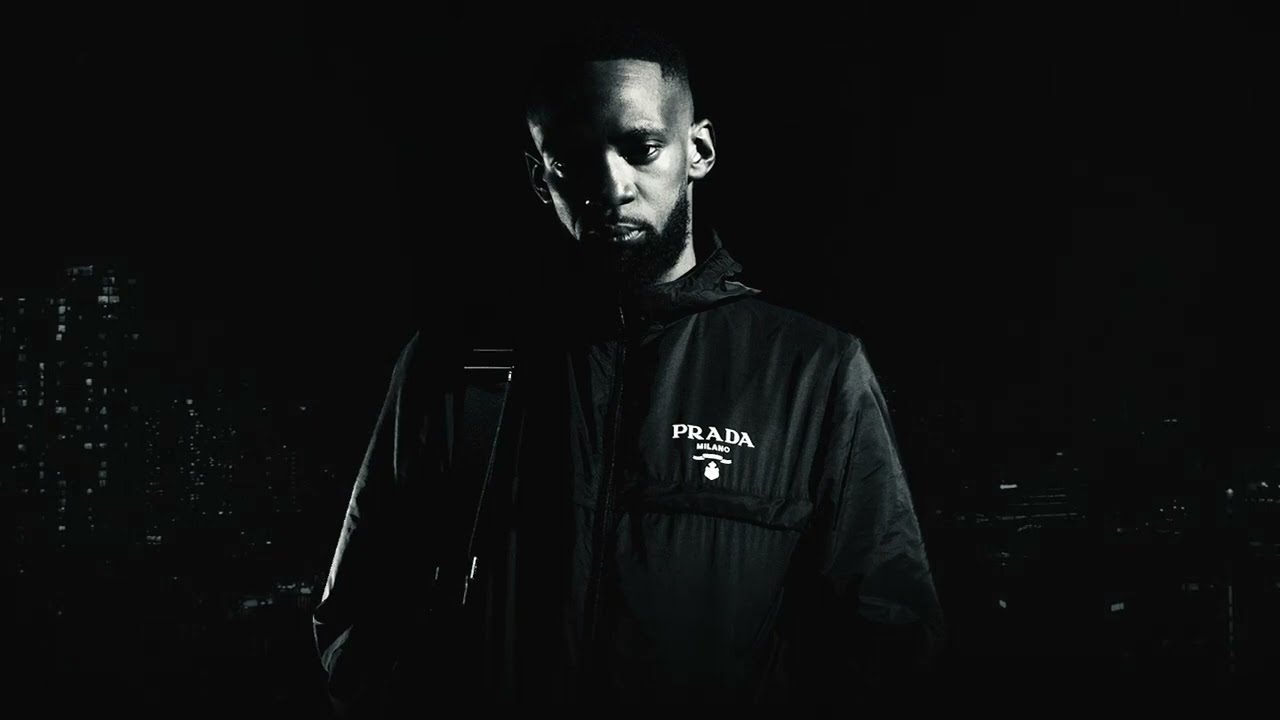 DA Uzi - C'est noir (Lyrics vidéo officielle)