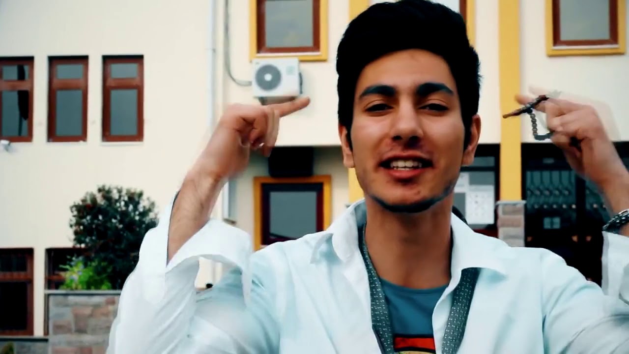 Fen Lisesi VS End&uuml;stri Meslek Lisesi   Efsane Rap Savaşları