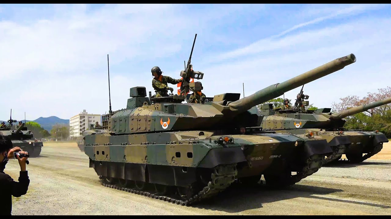 約150台の自衛隊車両行進,全部魅せます。第８師団創隊６２周年記念行事・北熊本駐屯地開設67周年記念行事「観閲行進」。