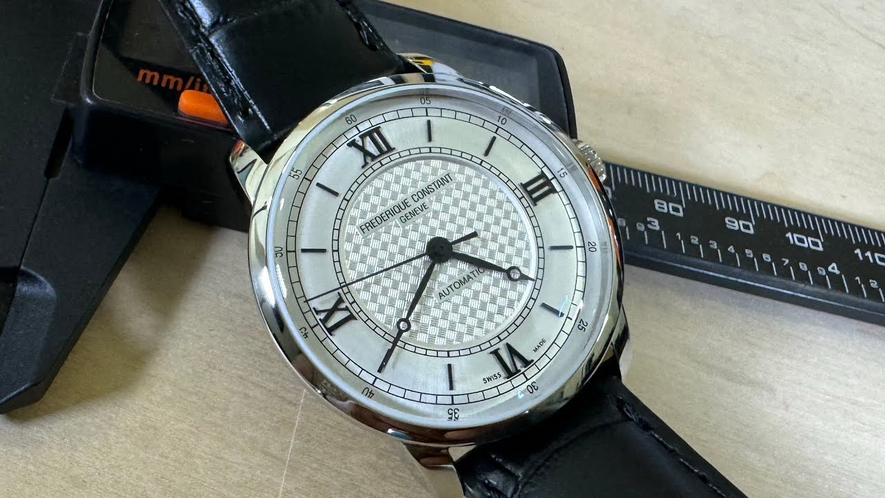 Frédérique Constant Classics Premiere