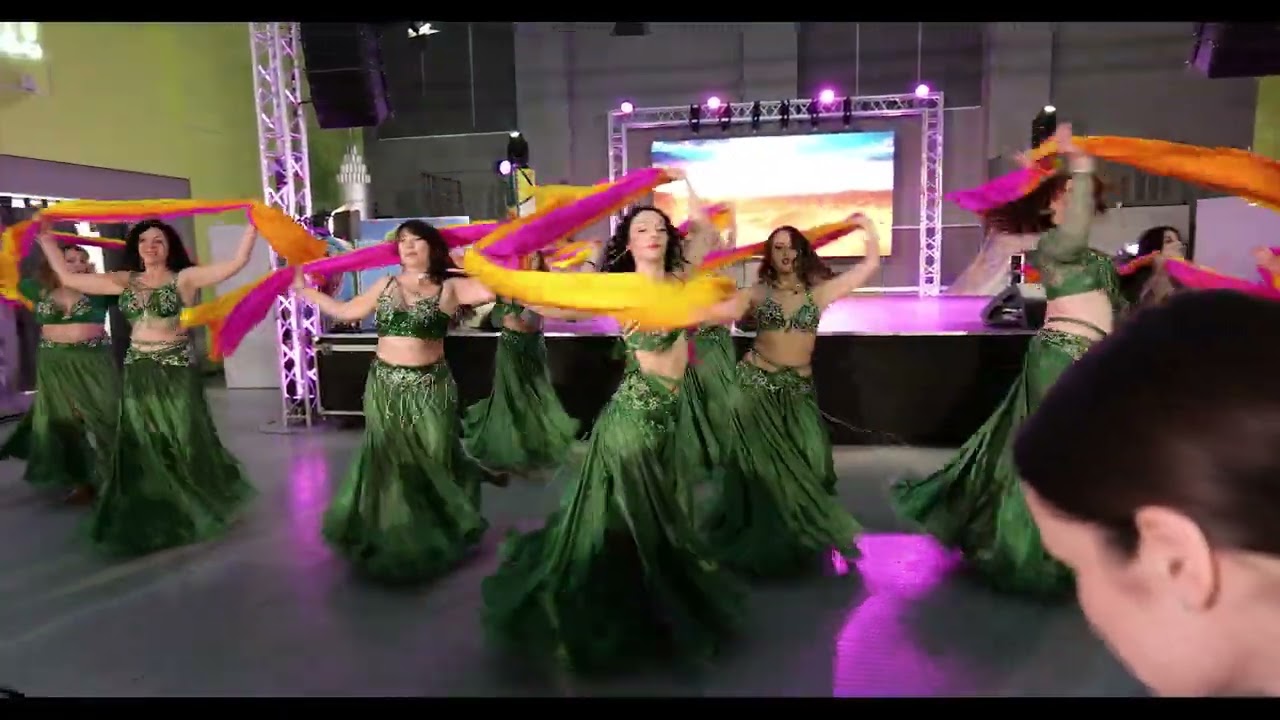 Oriental group Dance Oasys Gaston Chaade music at the concert studio Arfa