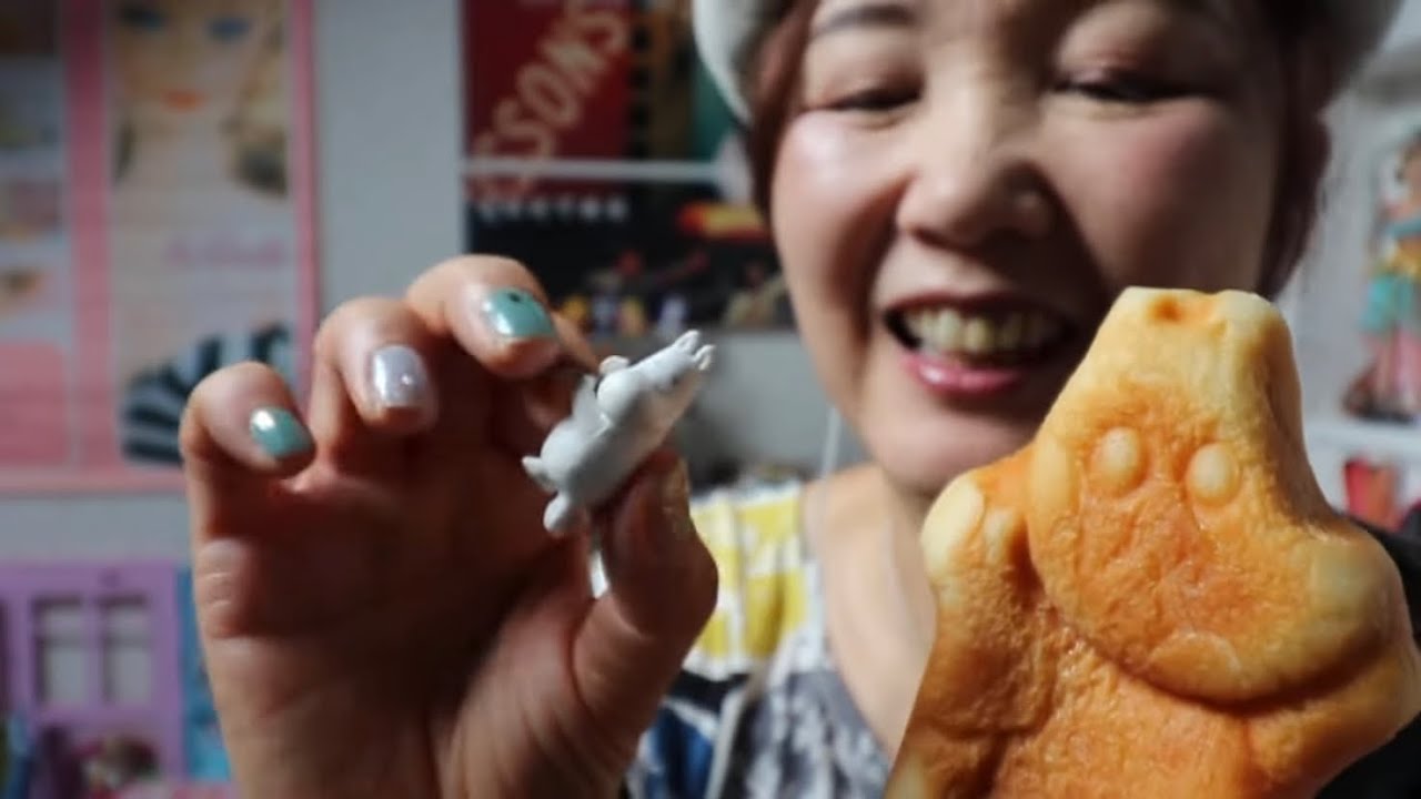 【ASMR】Moominグッズ紹介＆ムーミンパンEating Sounds👄I　love Finland❤