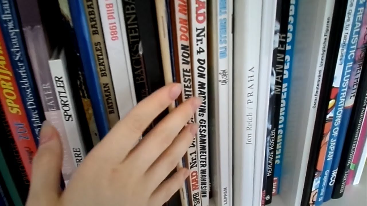 [ASMR] Running Fingers along Book Spines