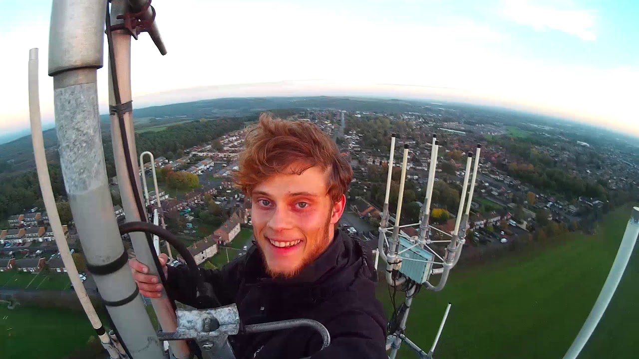 Climbing Pye Green radio tower