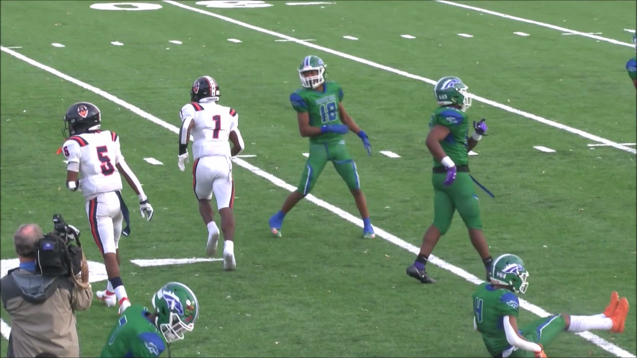 Highlights of Maury / Green Run in VHSL Class 5 State Football Semis - Sat. Dec. 4, 2021