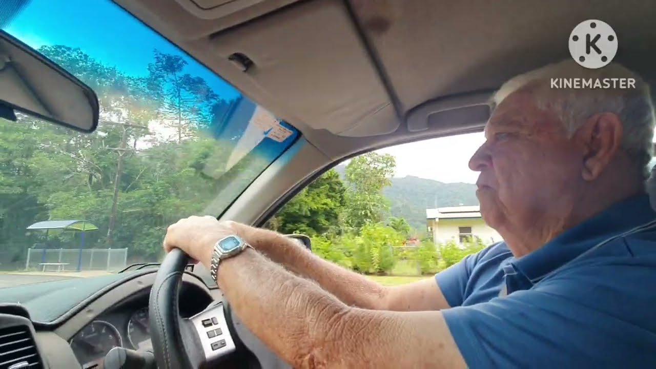 Checking out the local flooding and road conditions around Cairns #cyclonejasper #cairnsesplanade