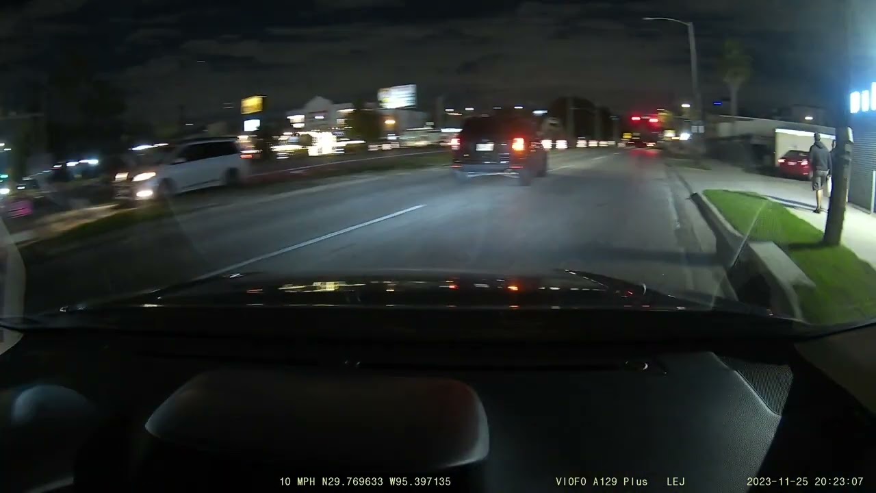Dash Cam Front Camera at Night VIOFO A129 Plus Duo