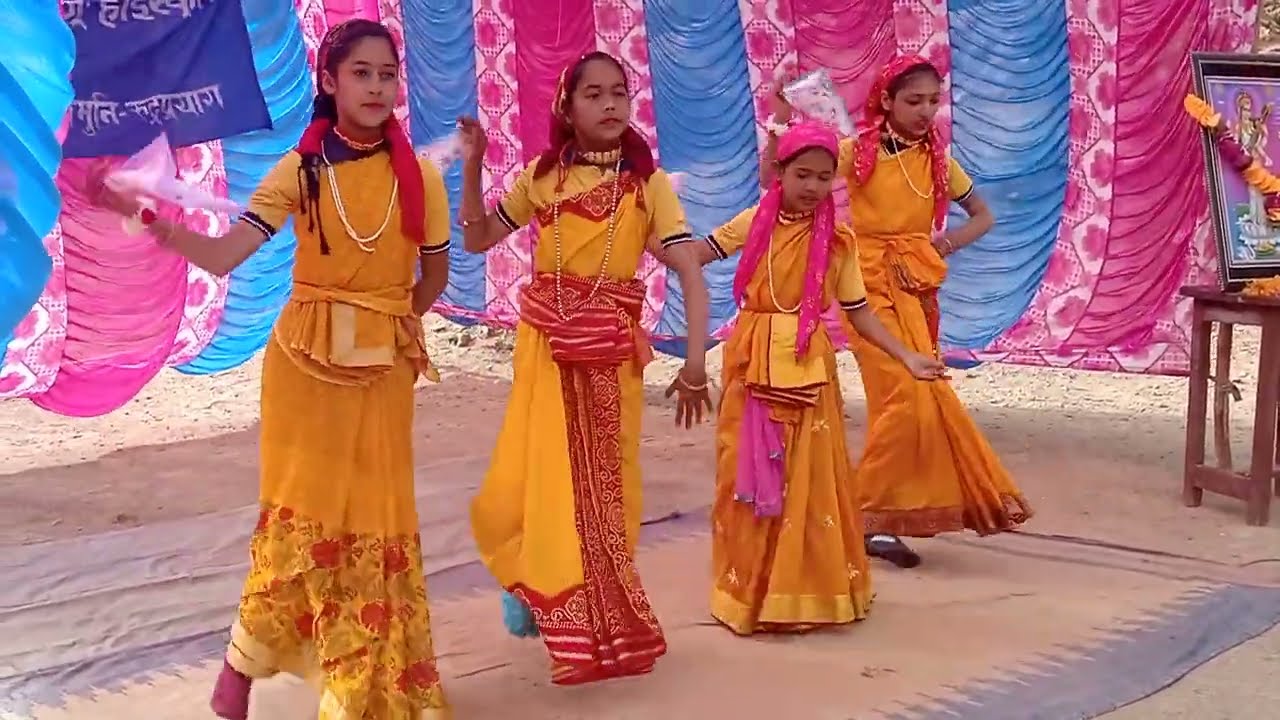 # Dharti Hamara Garhwali ki Sundar prastuti bacchon dwara N J P S BAWAI 💐🌸#