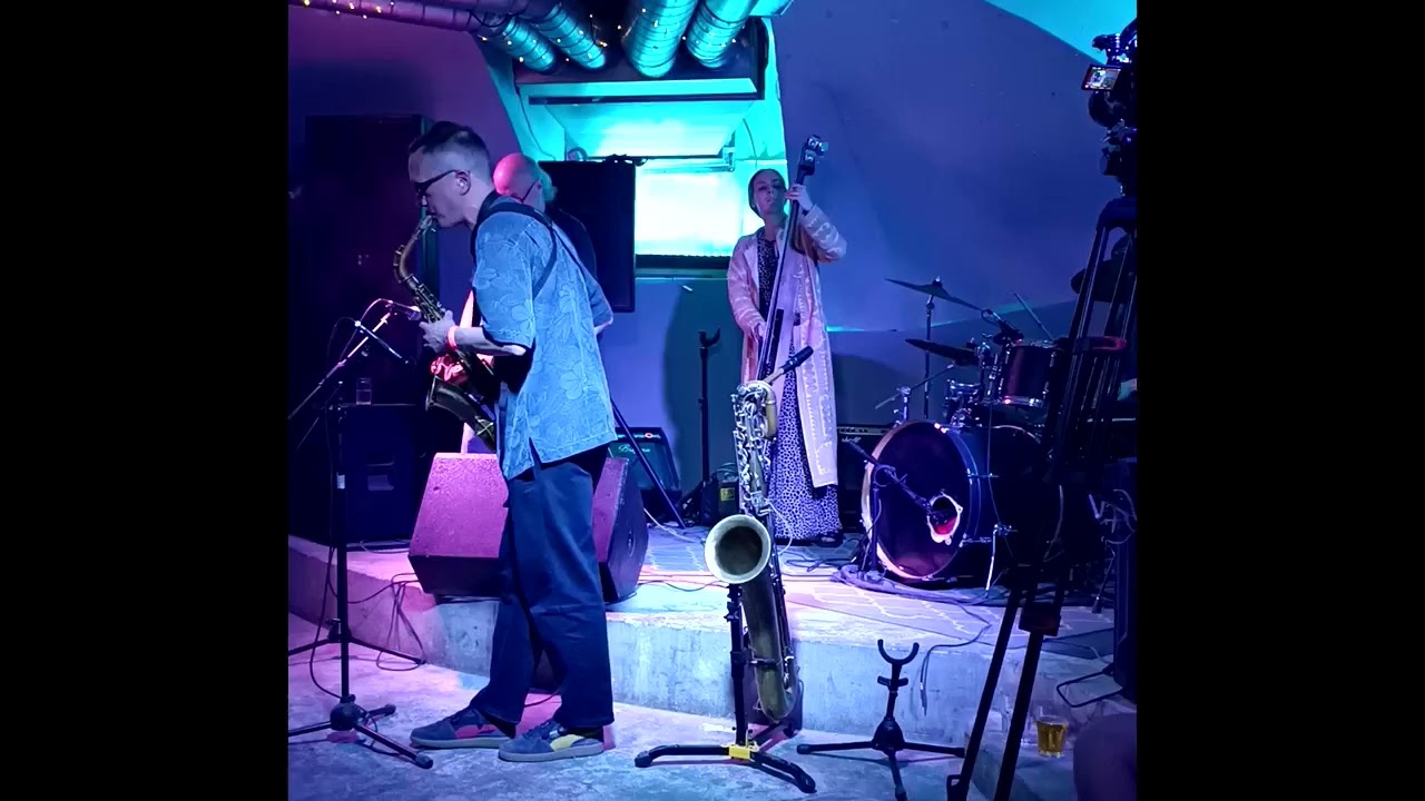 Peter Petyaev trio - Ignition