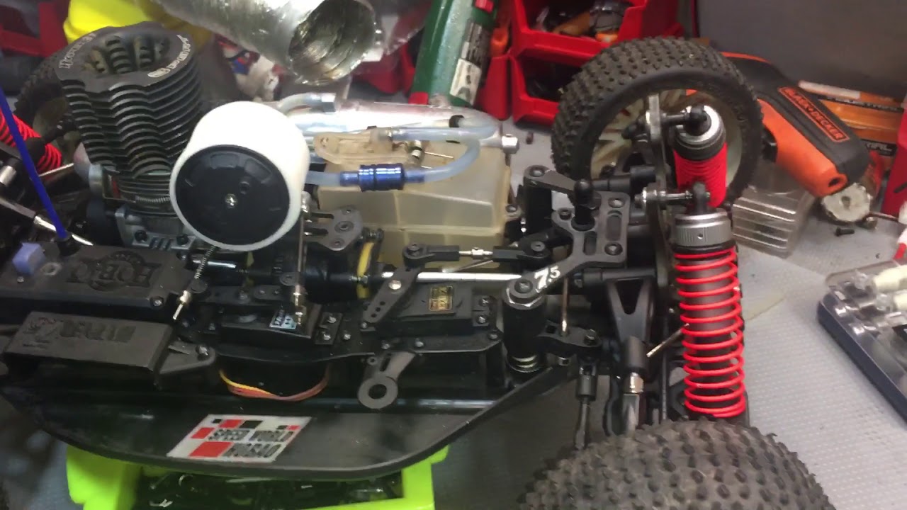 TUTORIAL: como arrancar carburar  tu vehiculo rc 1/8  gasolina nitro desde cero.
