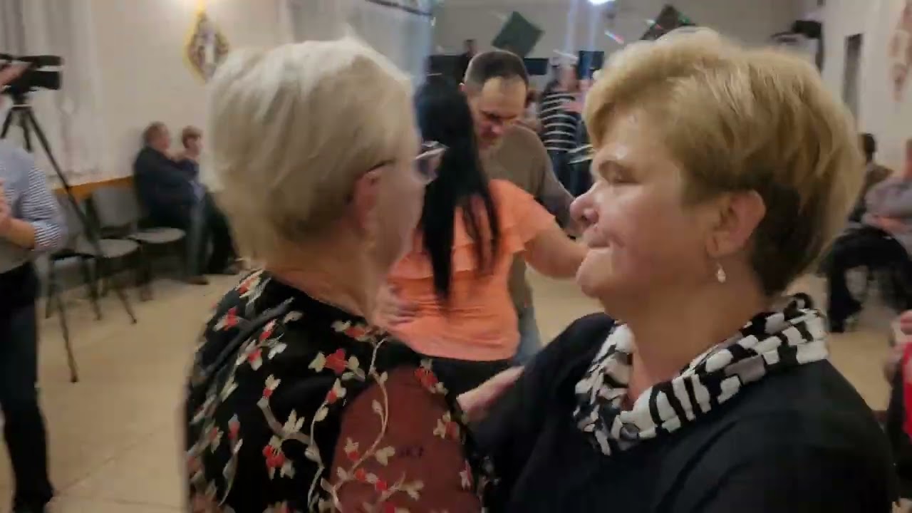 11 listopada 2023 Ale ślicznie zatańczona POLKA Panie poszły na całość