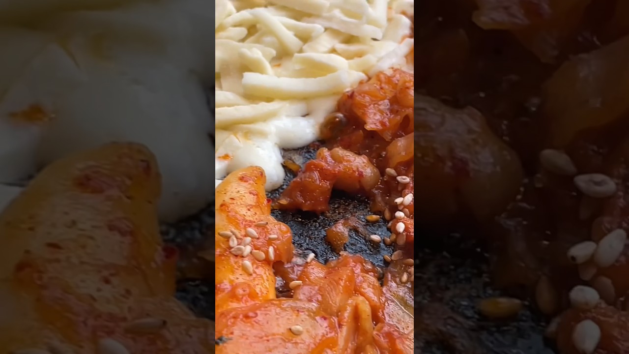 Comiendo pollo coreano 🤩 #comidacoreana #corea #coreadelsur #comidacallejera #streedfood #vlogs