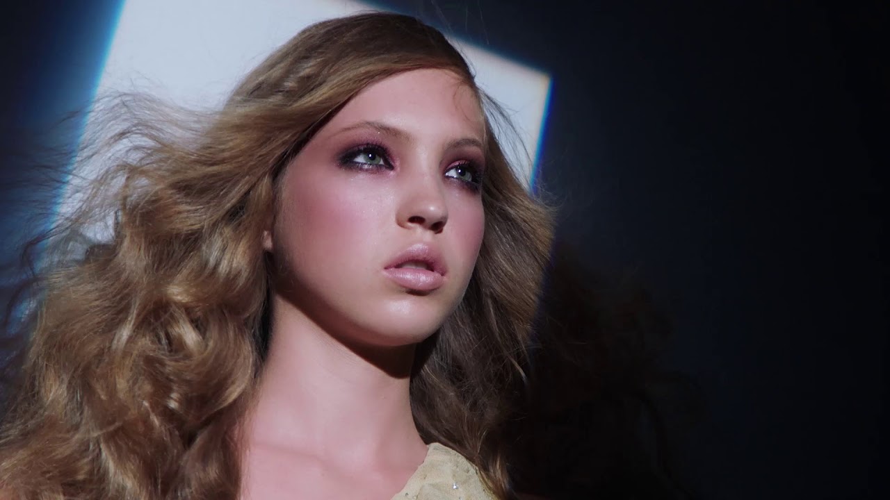 Marc Jacobs Beauty- Introducing Lila Moss