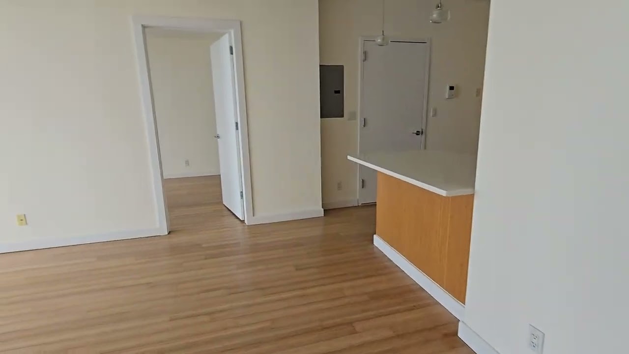 224 Richmond Terrace # 8C.    Staten Island      