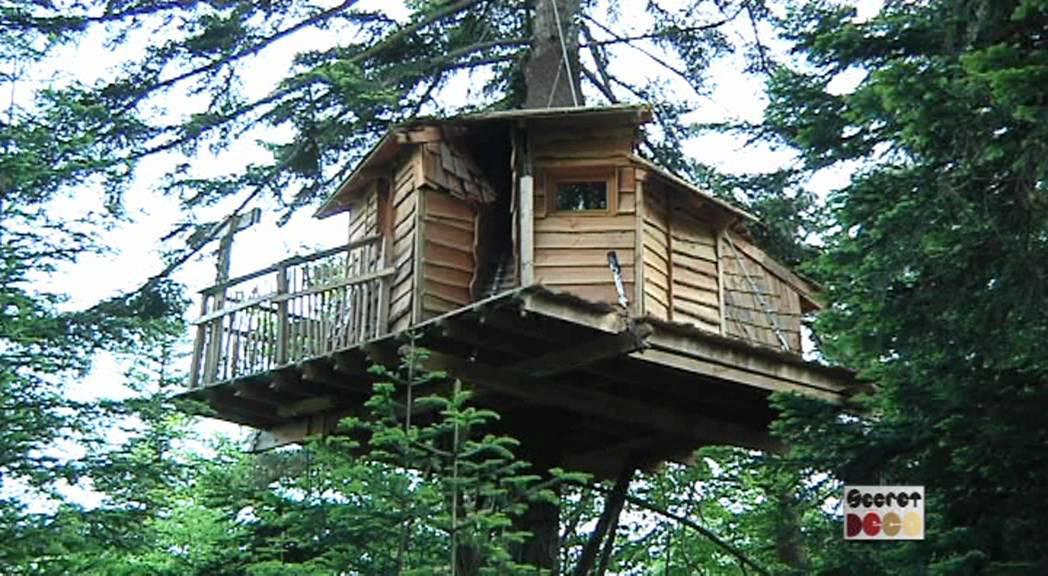 Secretdeco dort dans les cabanes dans les arbres