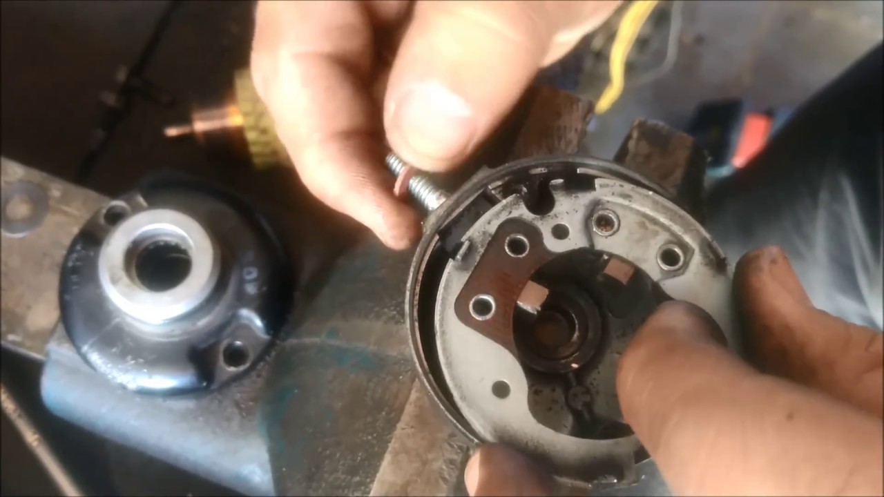 TROCA ESCOVA MOTOR PARTIDA ARRANQUE KAWASAKI NINJA 250   300 MANUTENÇÃO