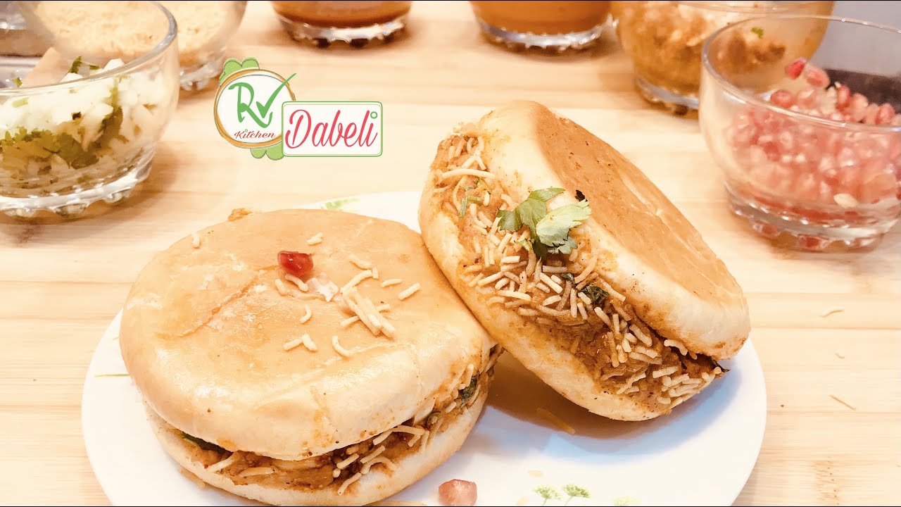 Kutchi Dabeli/ Street Style Dabeli Recipe