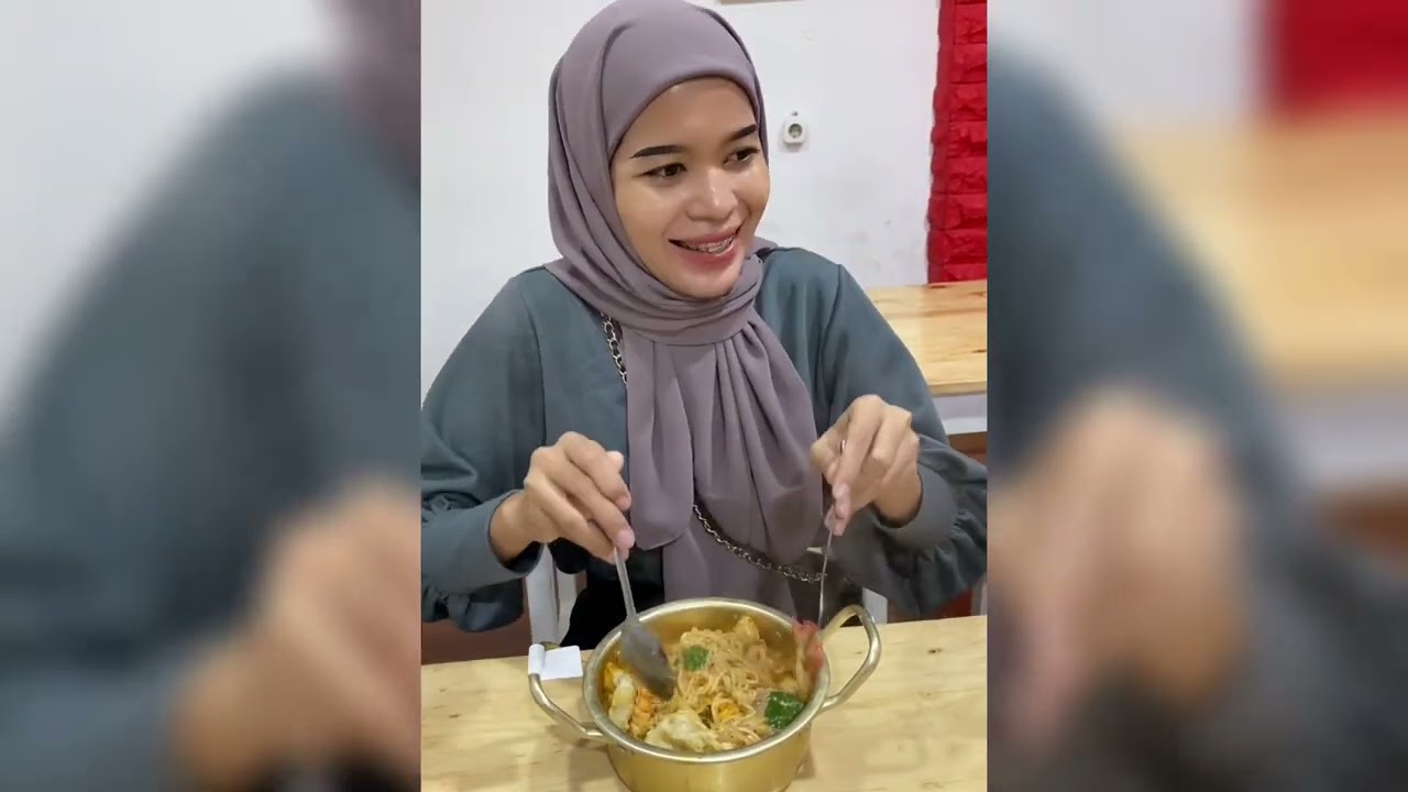 Makan seblak prasmanan yang adadi pasar lama tanggerang
