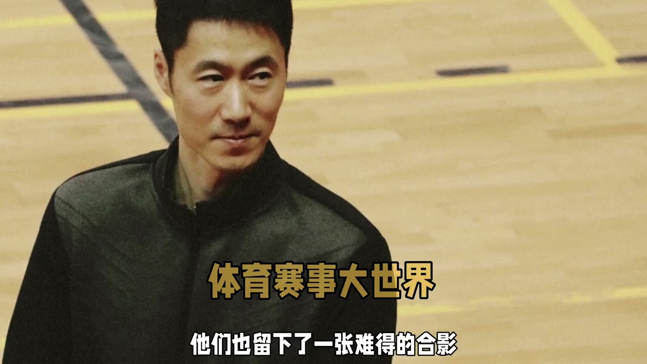 王曼昱与王励勤的赛场边家常话！王曼昱的天赋让王励勤持续关注#王曼昱 #王励勤 #国乒 #正能量 #乒乓球