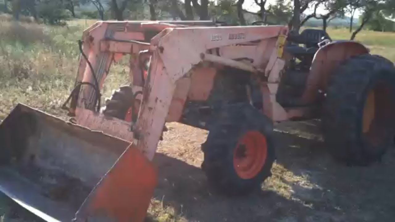 Kubota M4050 2wd полноразмерный трактор
