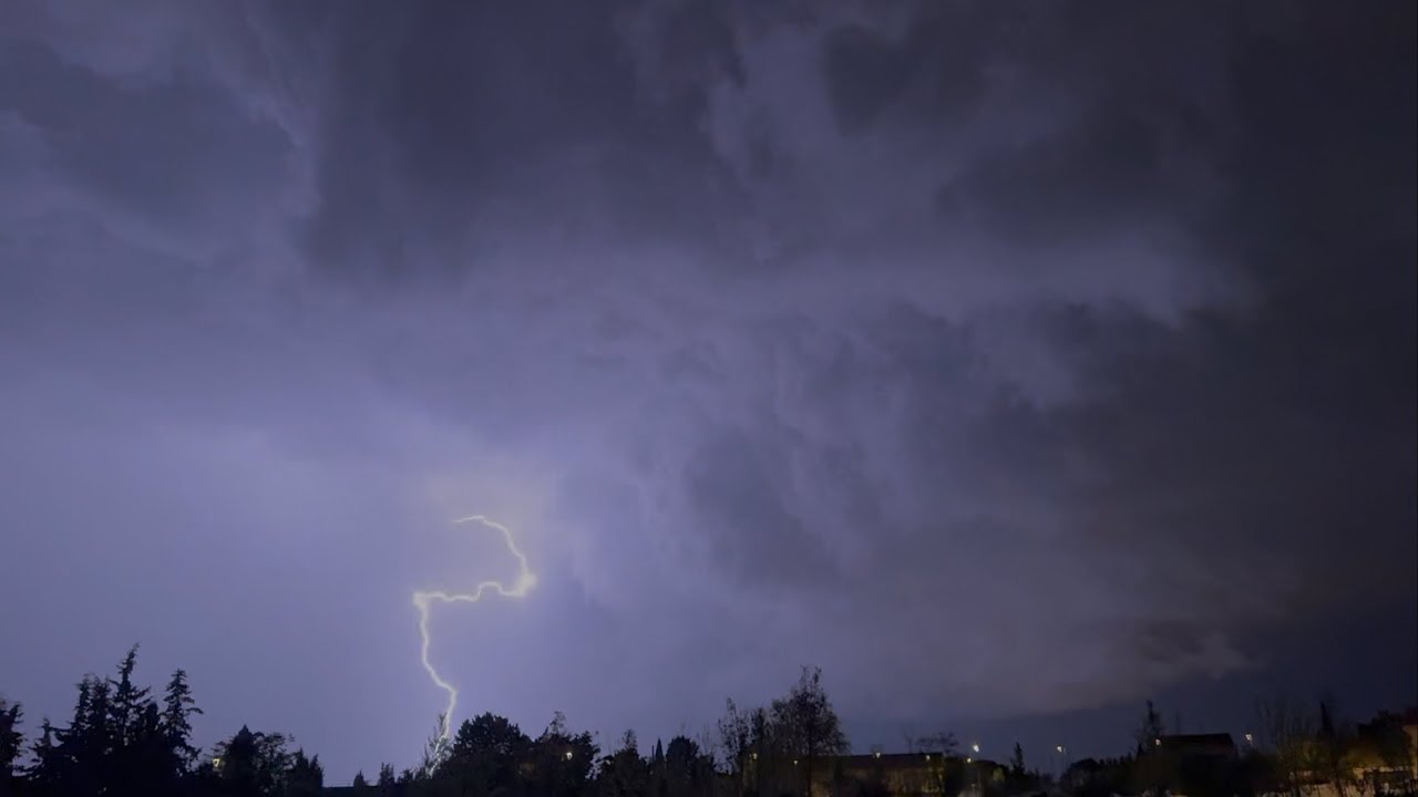 Orages Fort Foudre ! Et Pluies Intenses ! Avril 2025 (Vaucluse 84)