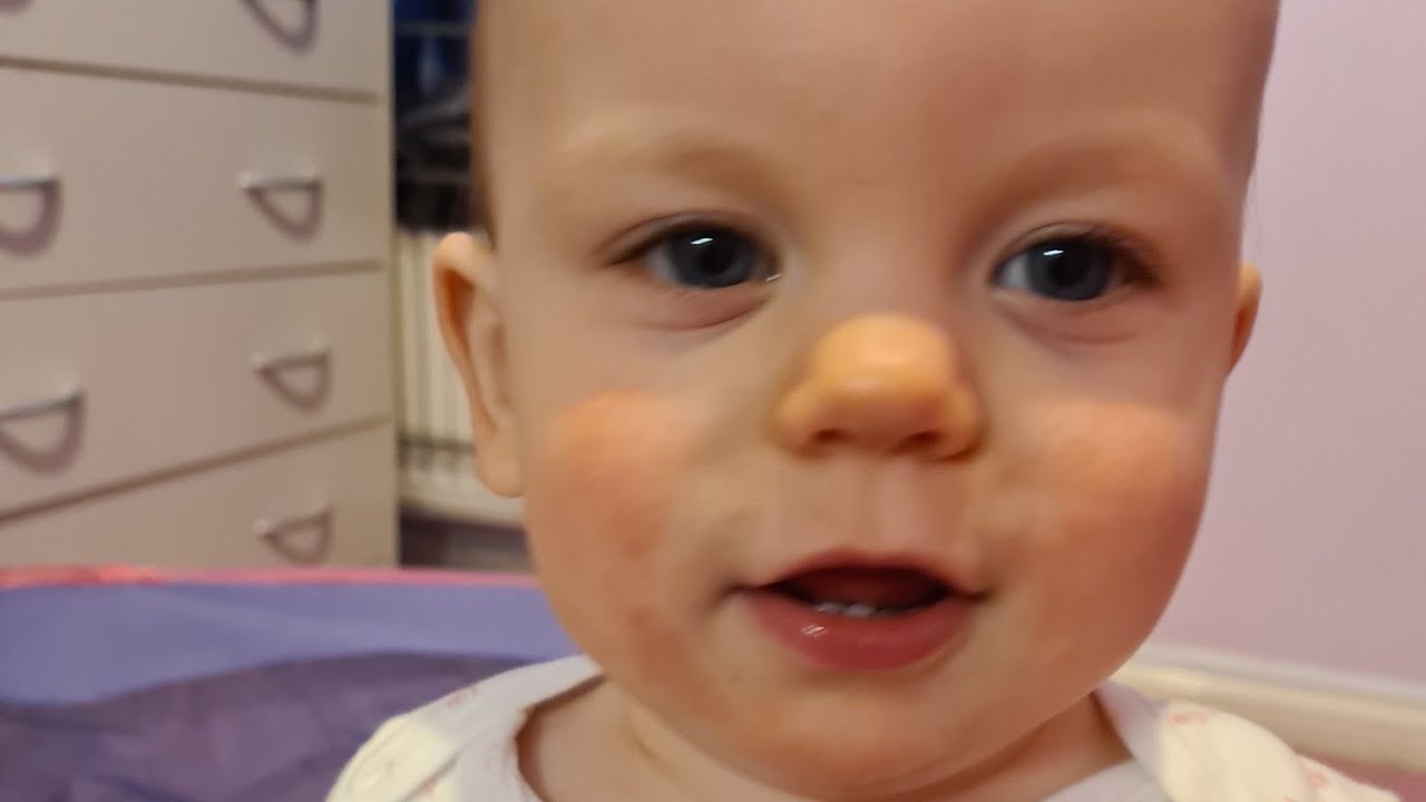 Day in the life of having a 1 year old // Vlog