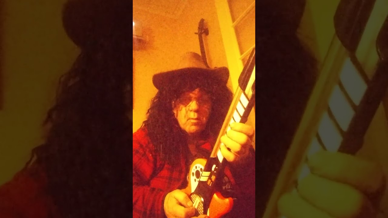 # EXTRA SUPER BONUS ROCKING ROLLING SHOWING SWEDEN SYNT GUITAR 🎸🎸🎸 NAIGHT
