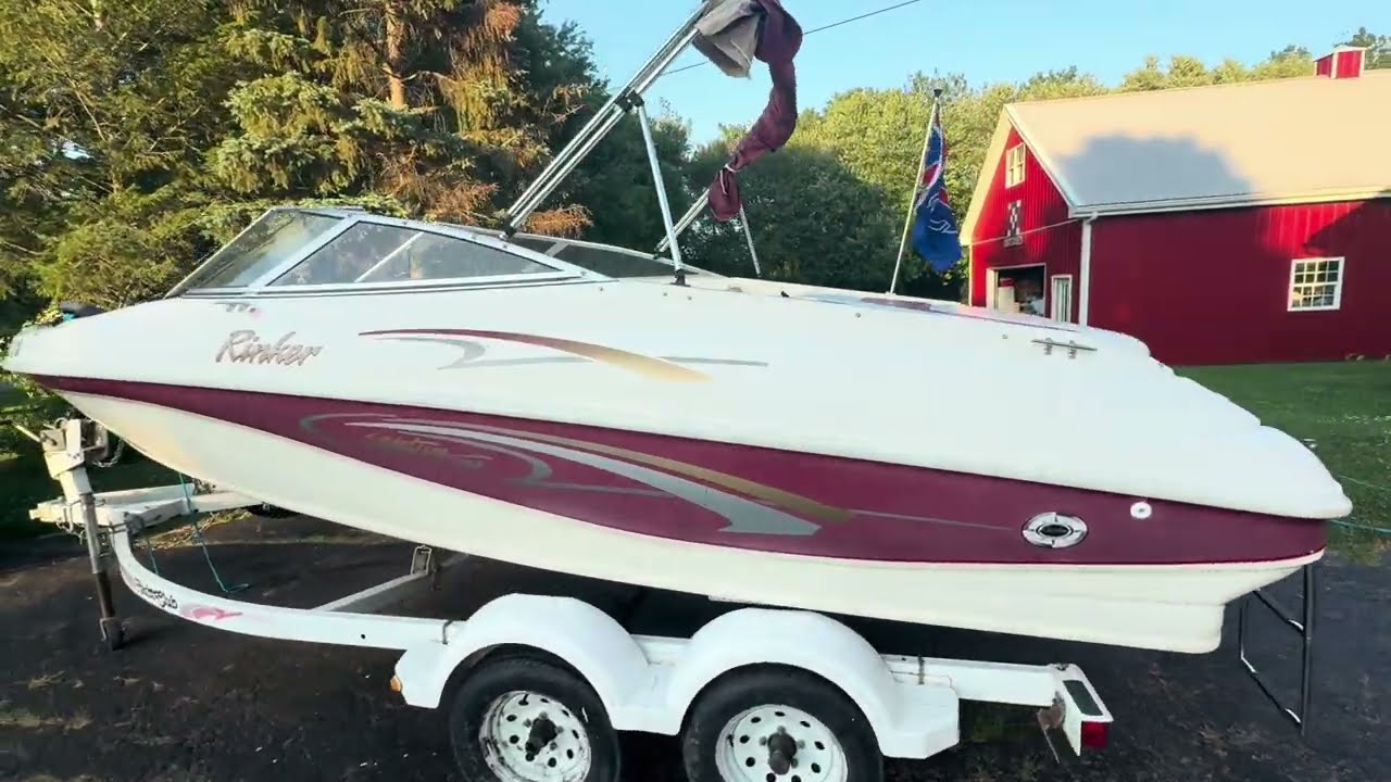 2001 Rinker , Captiva 192  19 foot, only 278 hrs on the orig motor, ￼ immaculate, condition 7/04/25