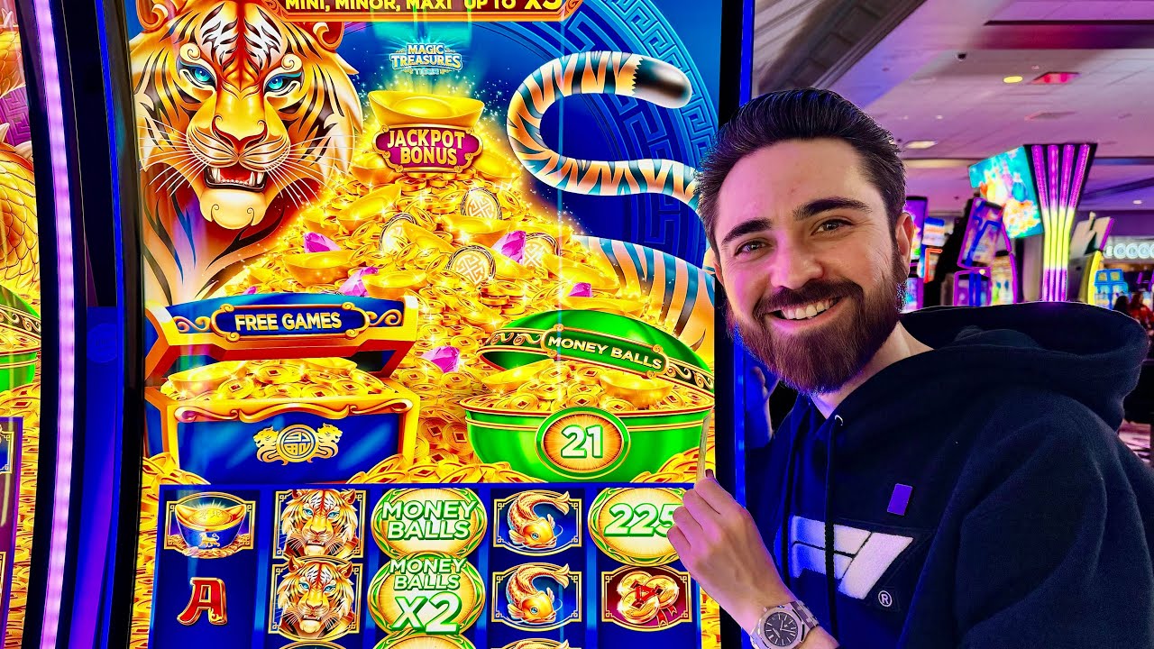 I Found OVER 20 MONEY BALLS On This Magic Treasures Slot At Agua Caliente