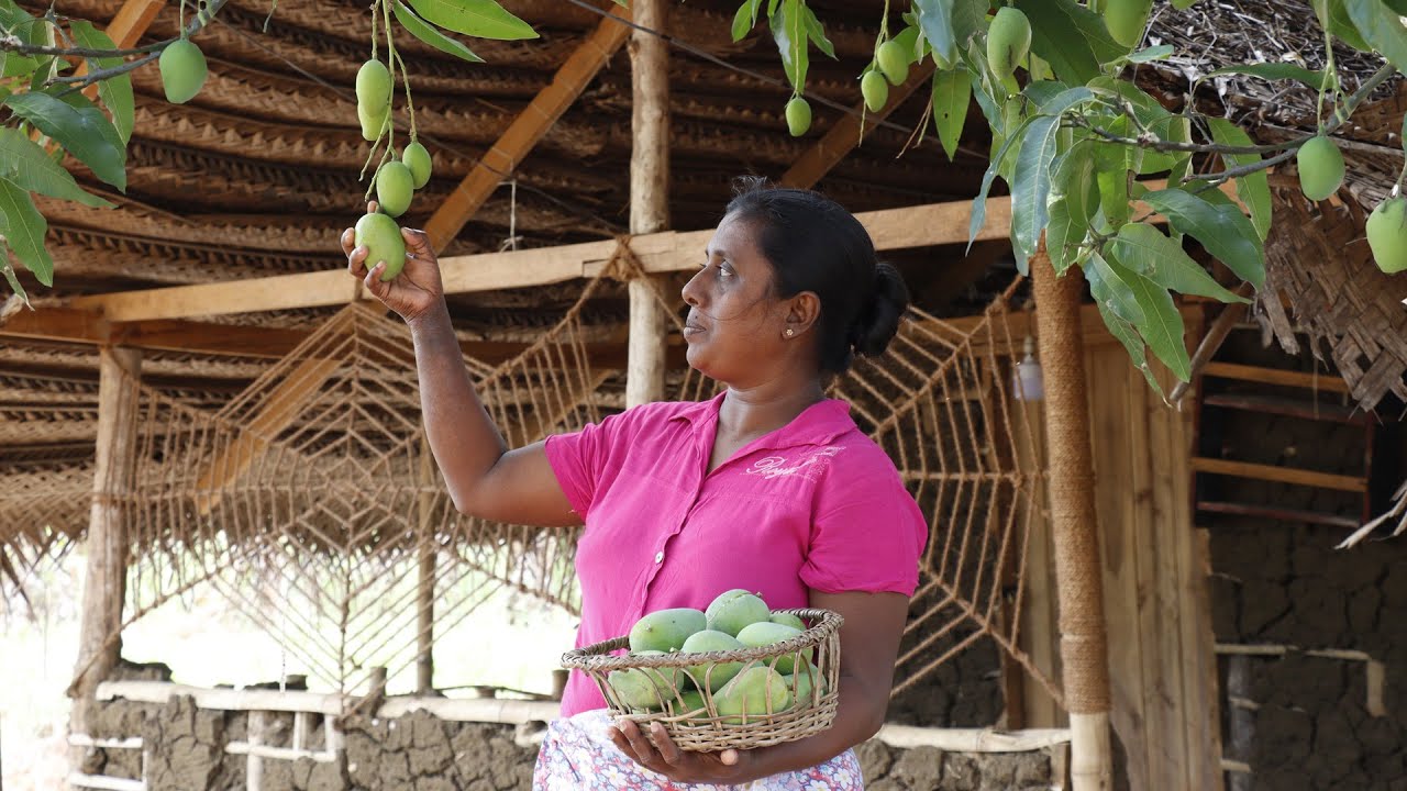 Mango Chutney🥭You too can try making a mango curry and salad like this.   village kitchen recipe