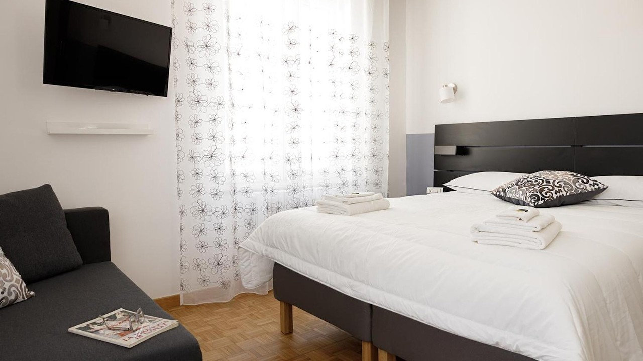 G&G Napoli | Naples, Italy | Hotel Review 🏩