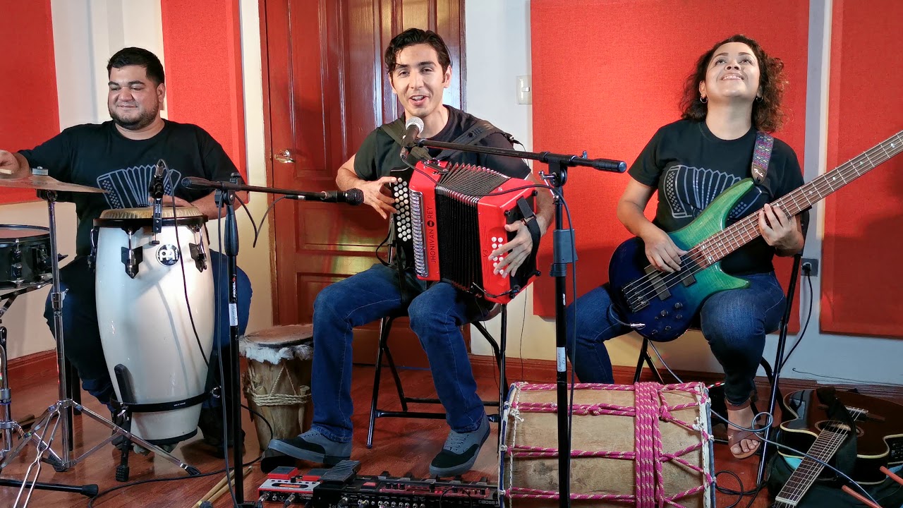 Cumbia Campesina - Jhonivan Saenz cumbia con LOOP STATION Cover