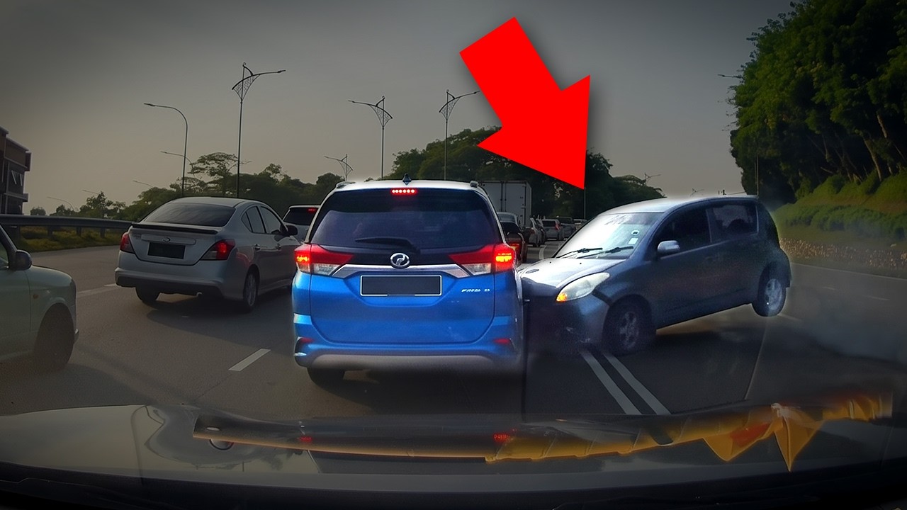 Malaysia Dash Cam FAILS #08