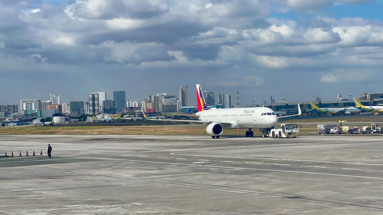 Philippine Airlines PR 2997 | Airplane Ride Manila to Zamboanga