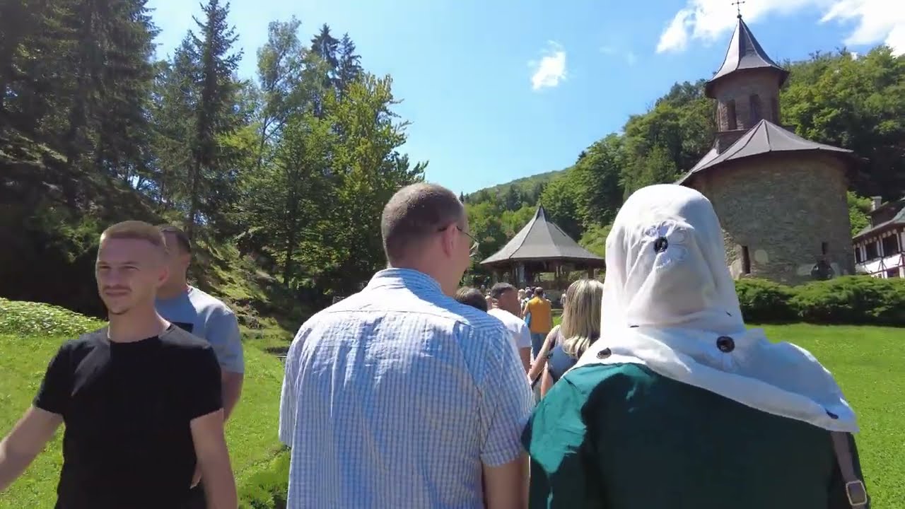 Mănăstirea Prislop – Biserică sau Bâlci? Credință sau Bișniță? 🤔 | Arsenie Boca și Cetatea Mălăiești