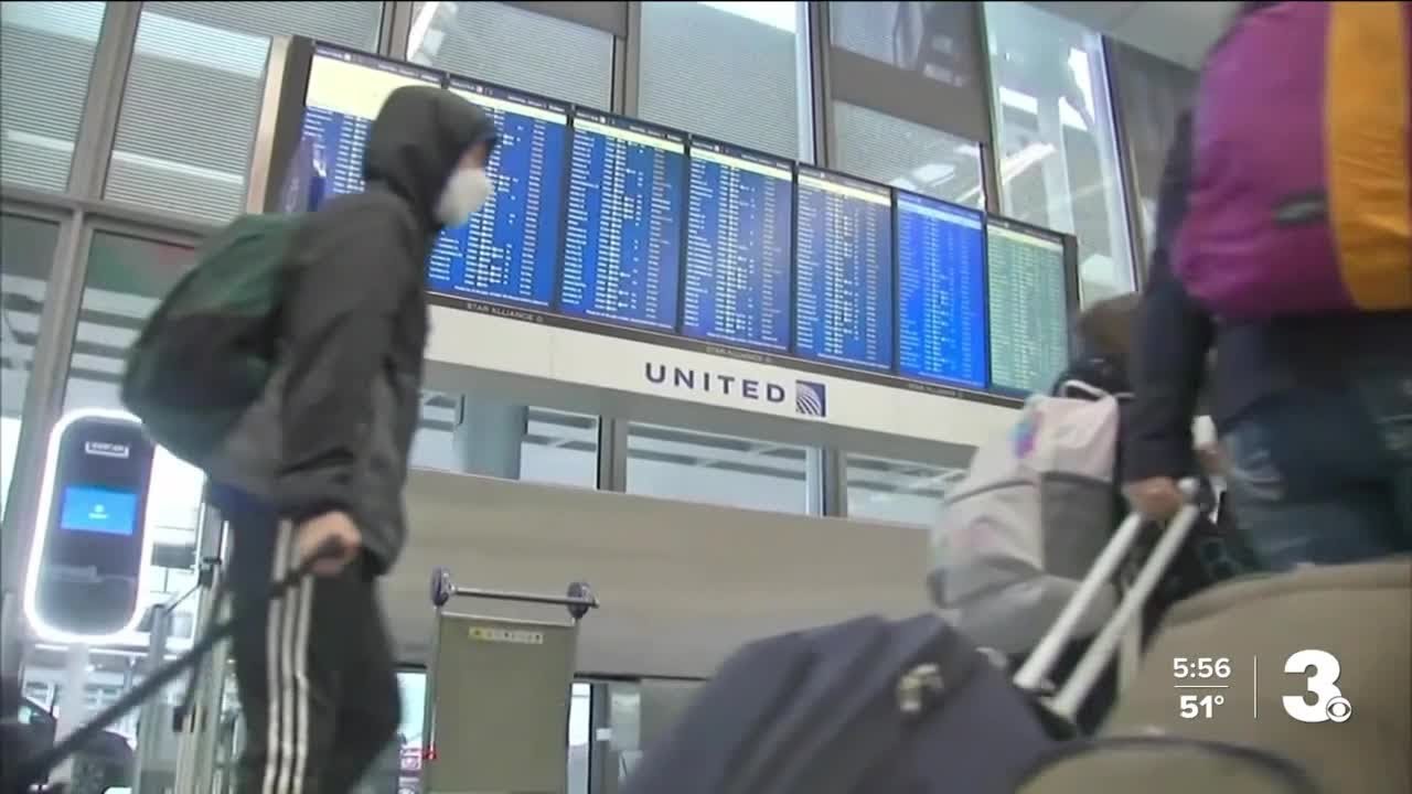 American Airlines, United & others raising checked bag fees