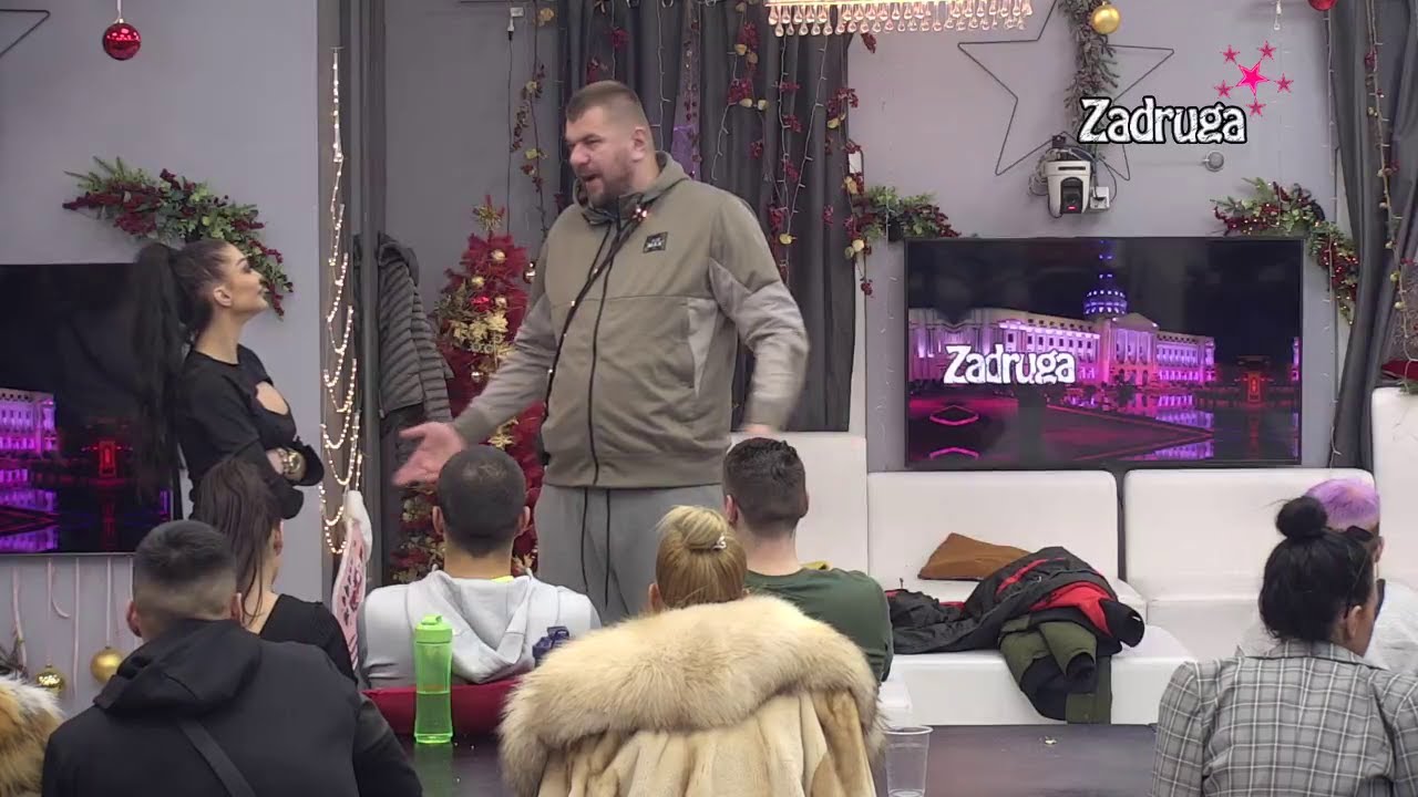 Zadruga 6 - Janjuš otkrio da ga je Maja zvala da mu Leo laje, imitira ga i ponižava je - 03.02.2023