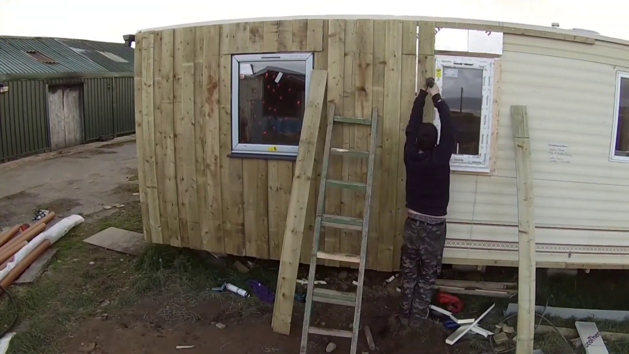 201902_Static Caravan Upcyclying Project | Insulation | Cladding | Double Glazing_Video #004