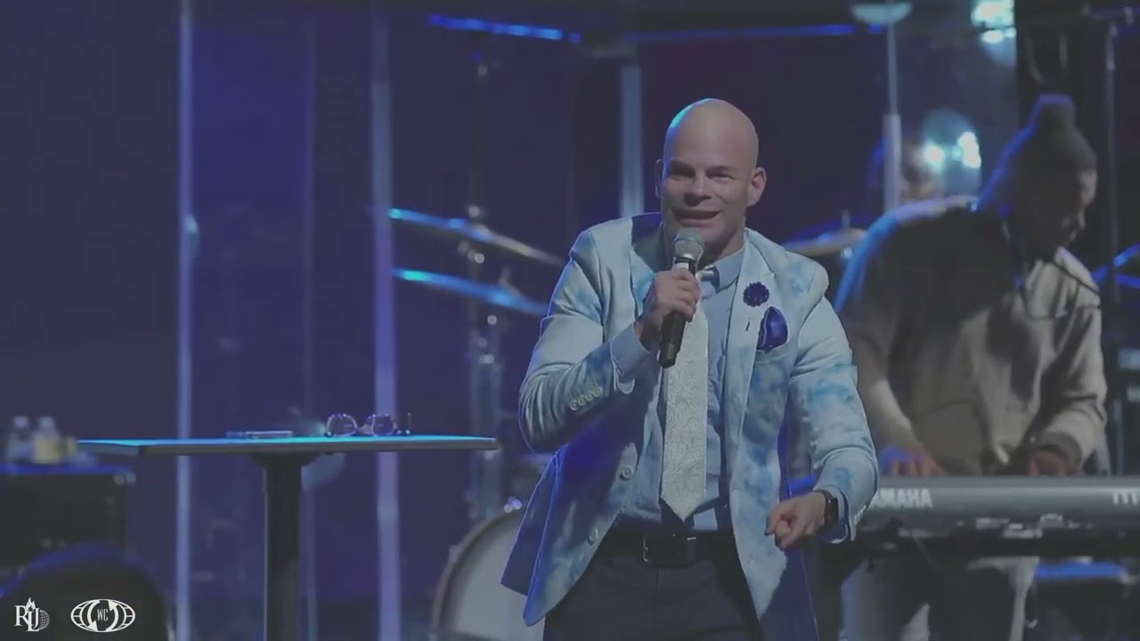 Alaba A Dios | Johnny Velez | World Changers 2022