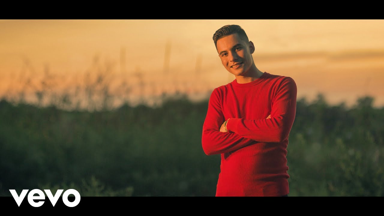 Cheyo Carrillo - Quedamos (Lyric Video)