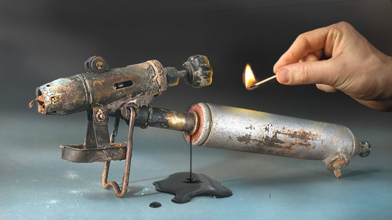 RESTORATION OF A GERMAN MINI FLAMETHROWER