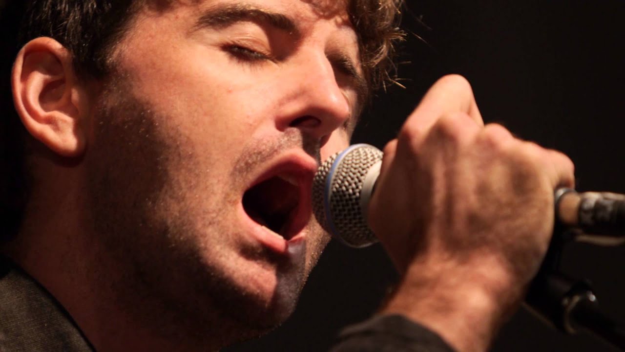Weekend - Mirror (Live on KEXP)