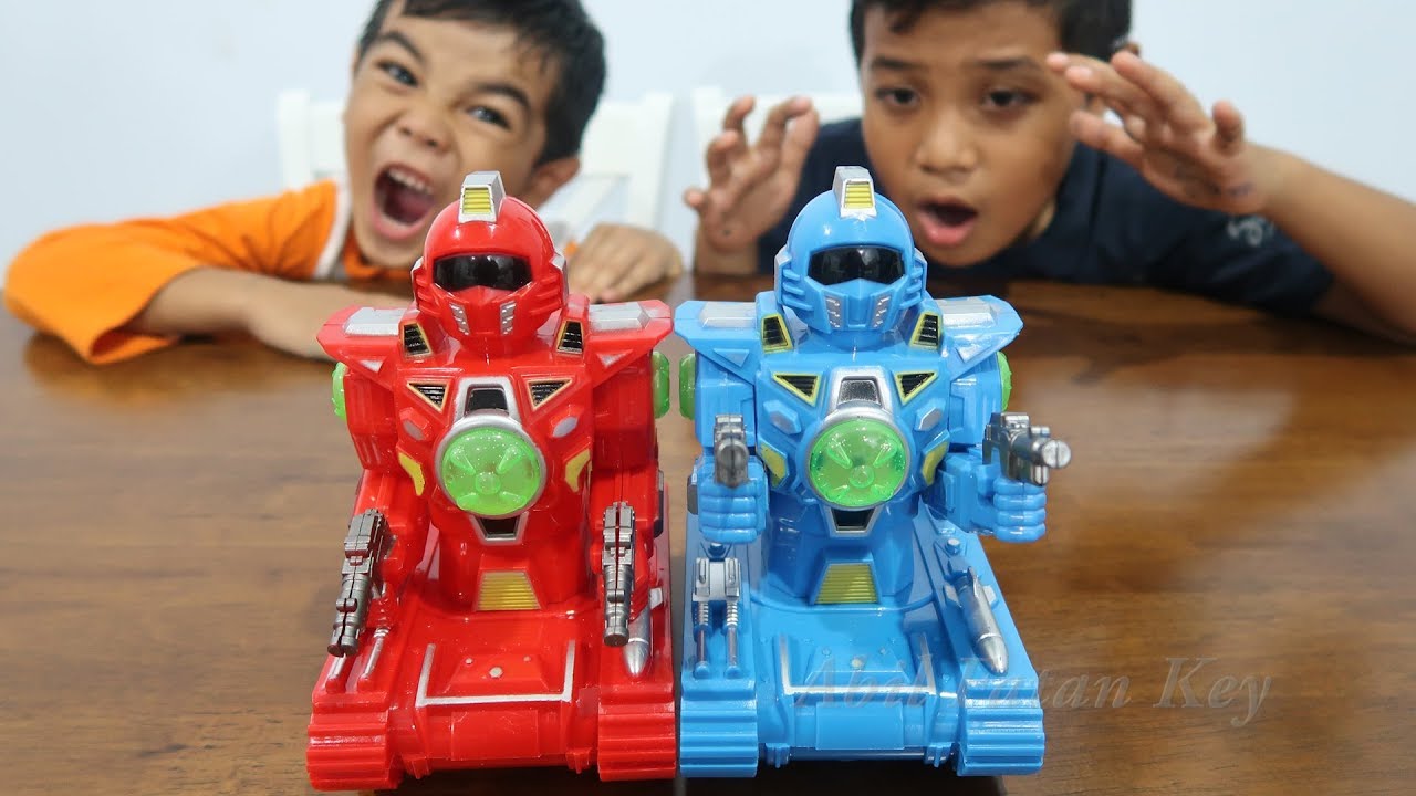 Lucu! Mainan Robot robotan Unik Berfaedah Bisa Bicara ⭐ The Bot Squad